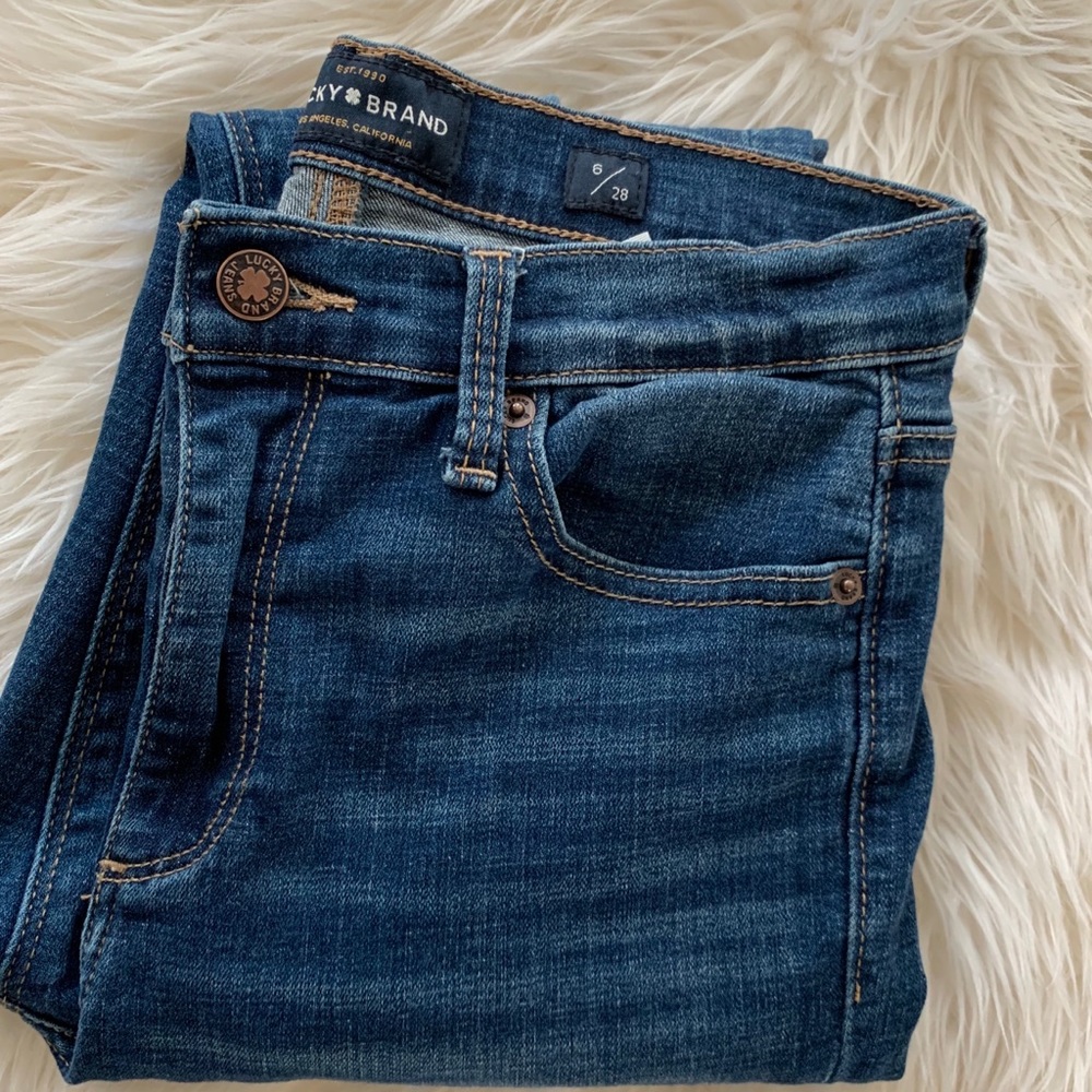 Lucky Brand 🍀 Blue Jeans - Picture 5 of 7